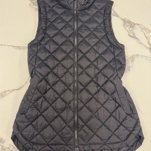Athleta Whisper Featherless Quilted Vest